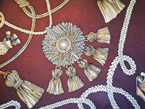 Petit foulard marron et or motifs cordelettes