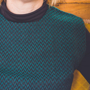 Robe fourreau en laine noire et verte